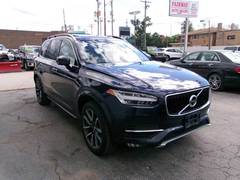 2016 Volvo XC90 T6 Momentum