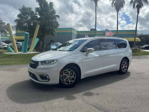 2022 Chrysler Pacifica Limited