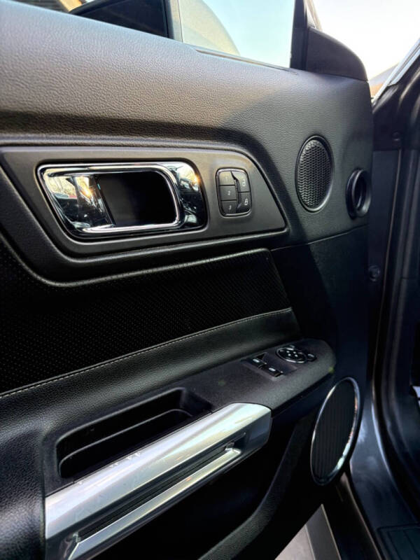 2015 Ford Mustang