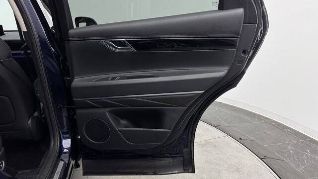 2022 Genesis GV80 2.5T