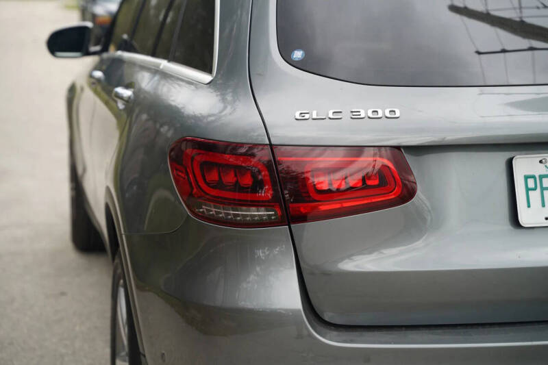 2021 Mercedes-Benz GLC GLC 300