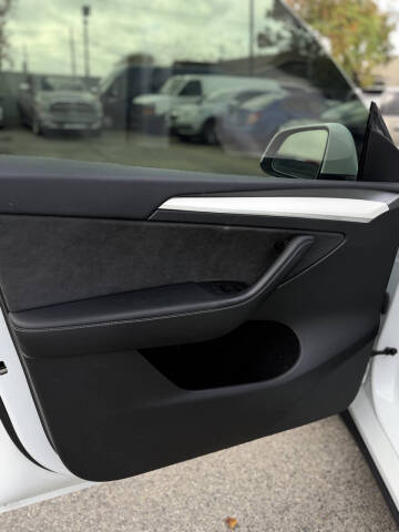 2022 Tesla Model Y Performance