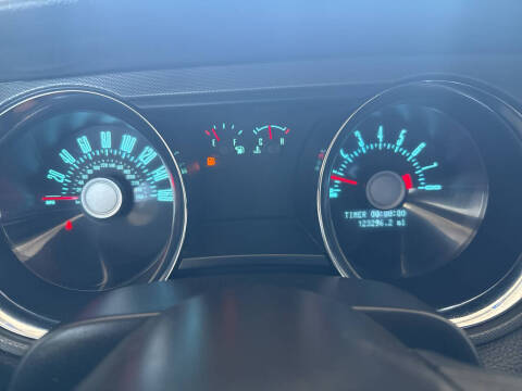 2012 Ford Mustang V6
