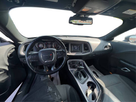 2015 Dodge Challenger SXT