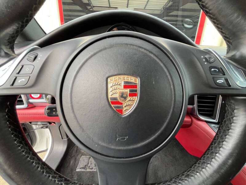 2014 Porsche Panamera 4