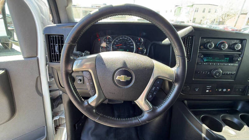 2019 Chevrolet Express 2500