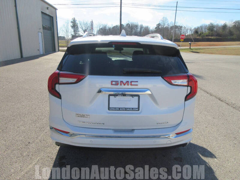 2024 GMC Terrain Denali