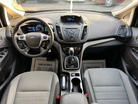 2015 Ford C-MAX Hybrid SE