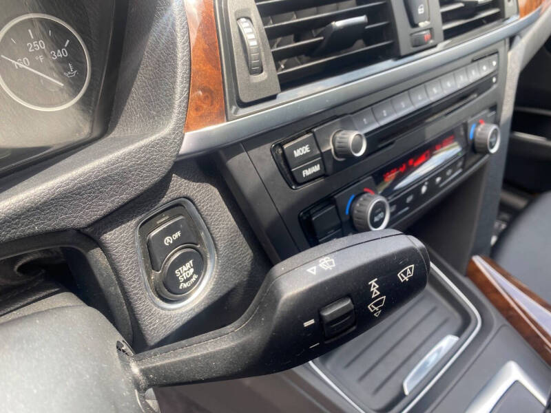 2013 BMW 3 Series 328i