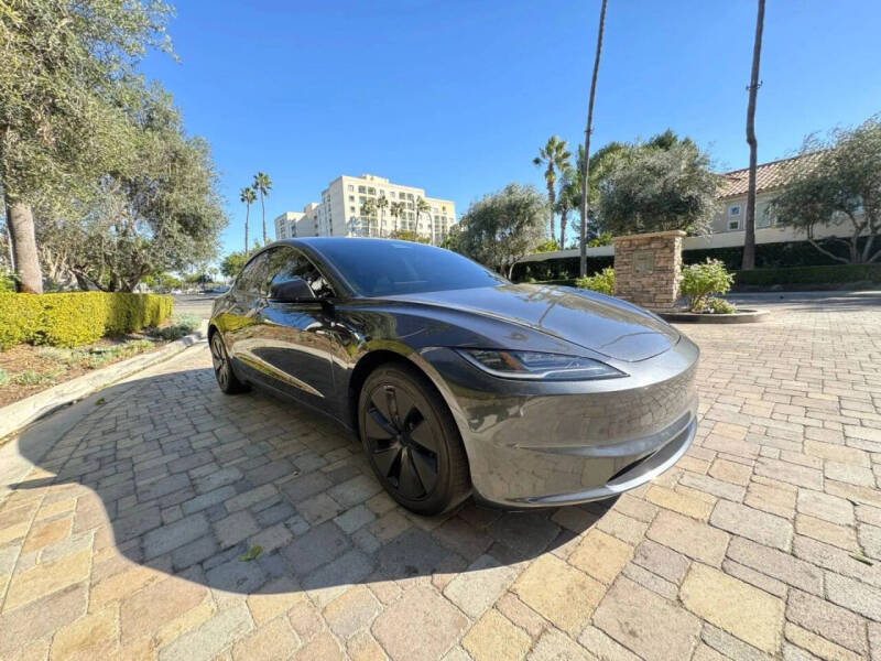 2025 Tesla Model 3 Long Range