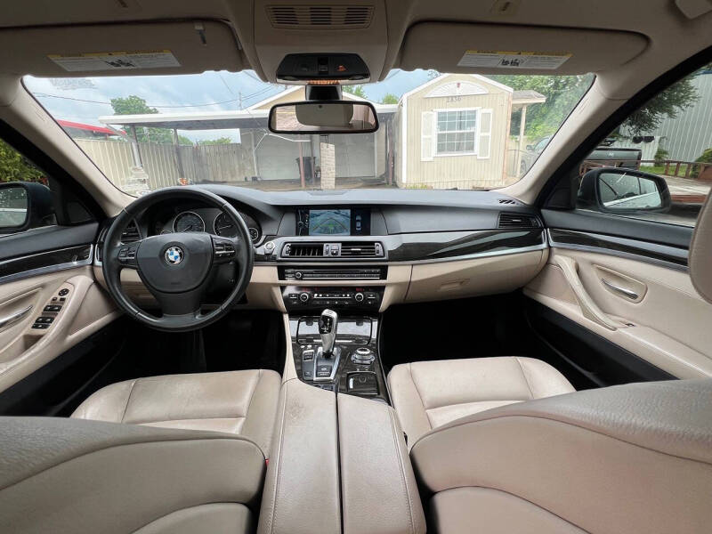 2012 BMW 5 Series 528i