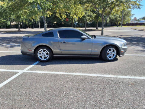 2014 Ford Mustang V6