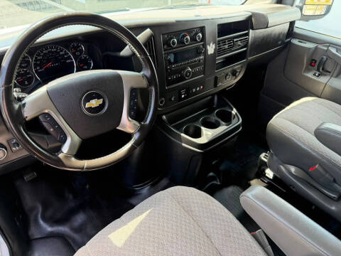 2016 Chevrolet Express LS 2500
