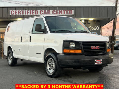 2005 GMC Savana for sale at CERTIFIED CAR CENTER in Fairfax VA