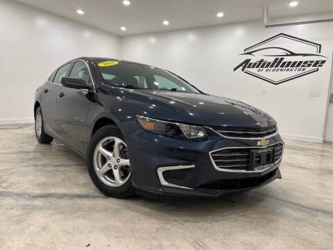 2018 Chevrolet Malibu for sale at Auto House of Bloomington in Bloomington IL