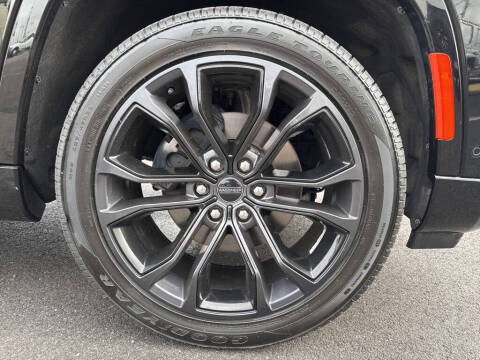 2022 Jeep Grand Wagoneer Series II