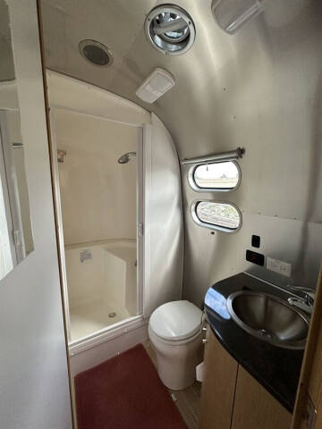 2015 Airstream Flying Clo