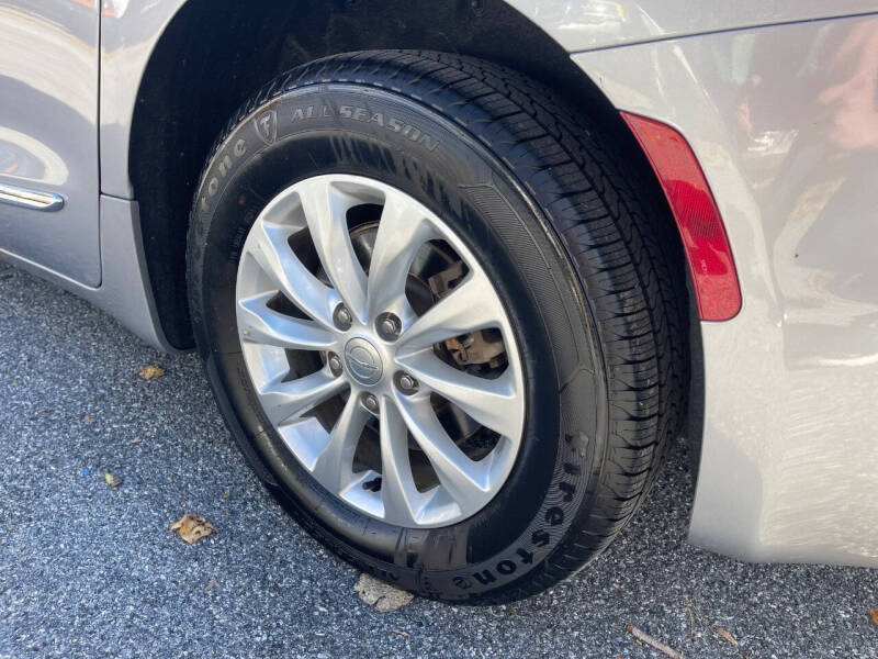 2018 Chrysler Pacifica Touring L