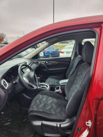 2016 Nissan Rogue SV