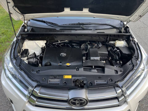 2017 Toyota Highlander Limited Platinum