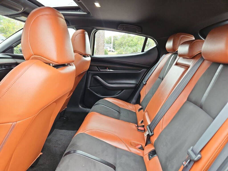 2024 Mazda Mazda3 Hatchback 2.5 Carbon Turbo