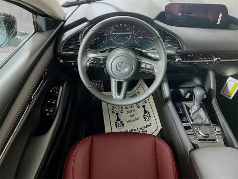 2025 Mazda Mazda3 Sedan 2.5 S Carbon Edition