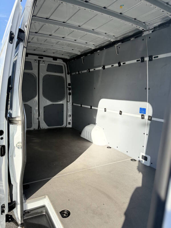 2021 Freightliner Sprinter 2500