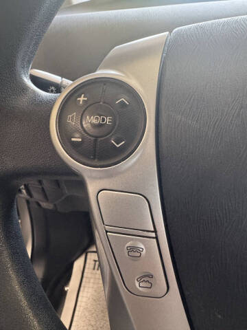 2012 Toyota Prius Two