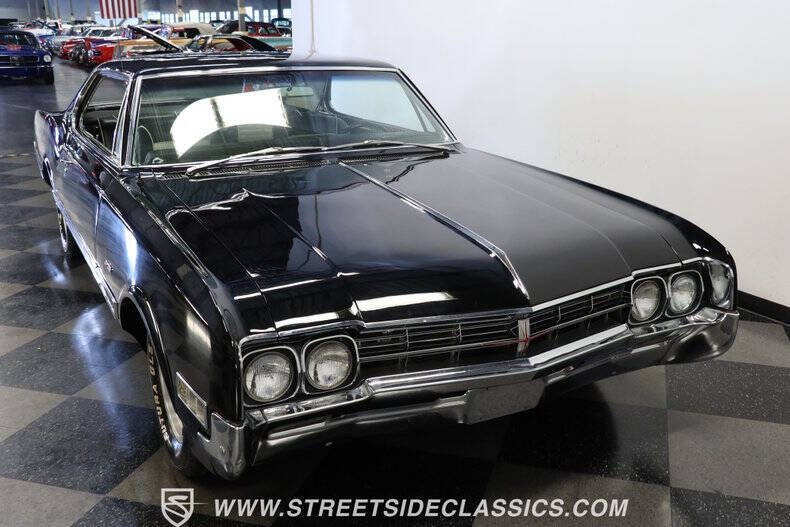 1966 Oldsmobile Starfire