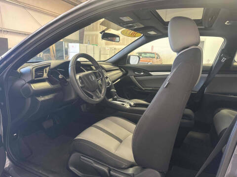 2017 Honda Civic LX-P