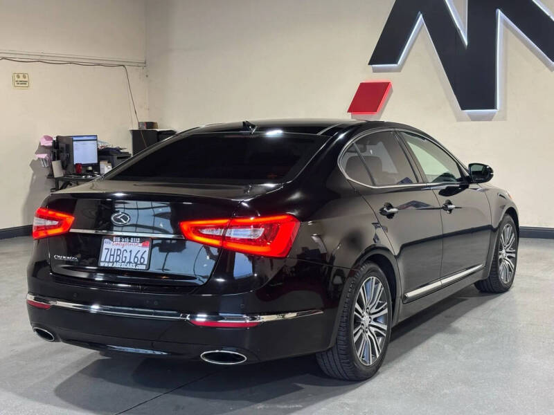 2014 Kia Cadenza Premium