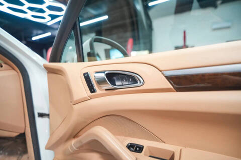 2014 Porsche Cayenne S Hybrid