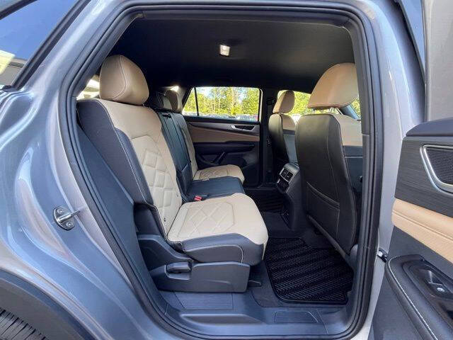 2024 Volkswagen Atlas Cross Sport SE 4Motion