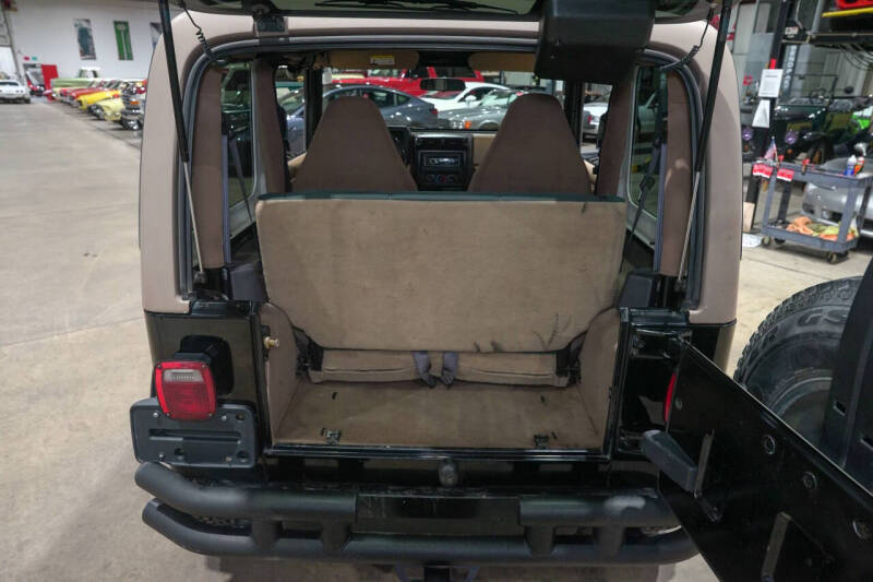 2002 Jeep Wrangler Sahara