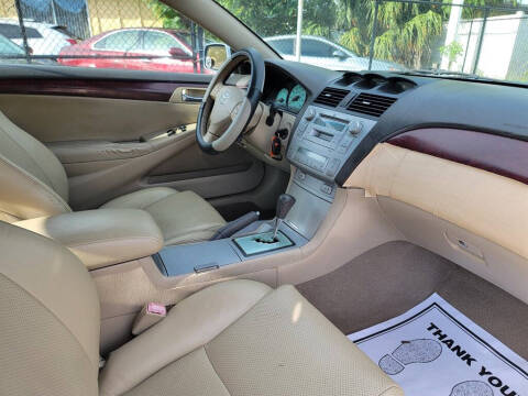 2005 Toyota Camry Solara SLE V6