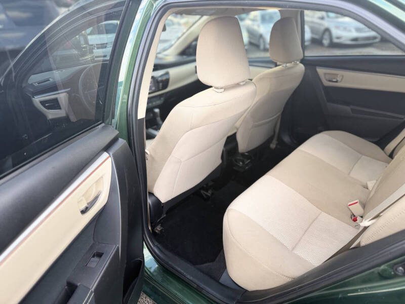 2016 Toyota Corolla LE