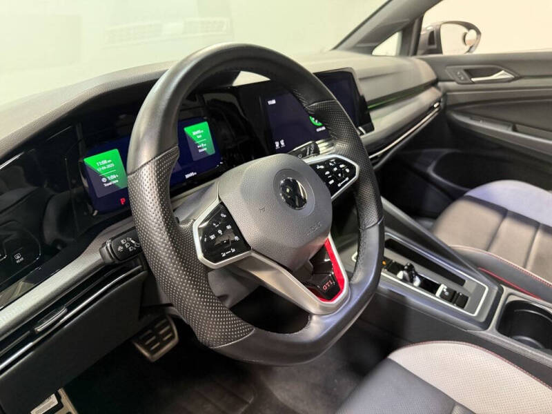 2022 Volkswagen Golf GTI Autobahn