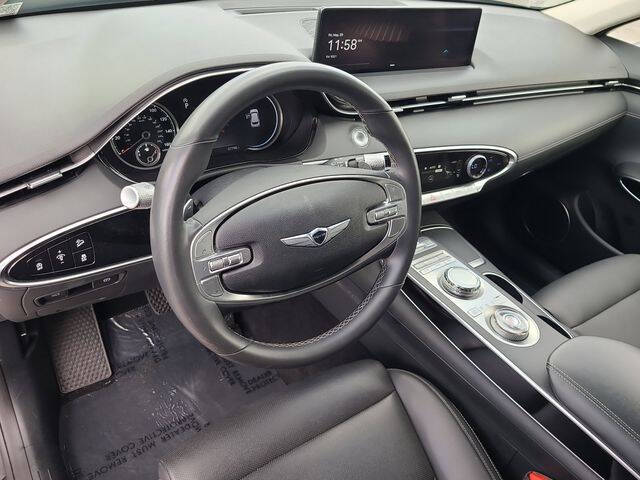 2025 Genesis GV70 2.5T Standard