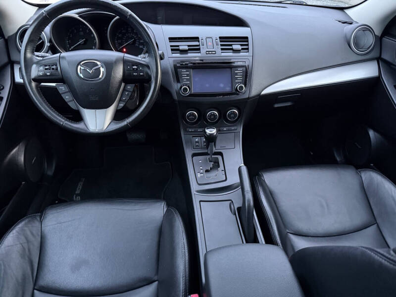 2013 Mazda MAZDA3 i Grand Touring