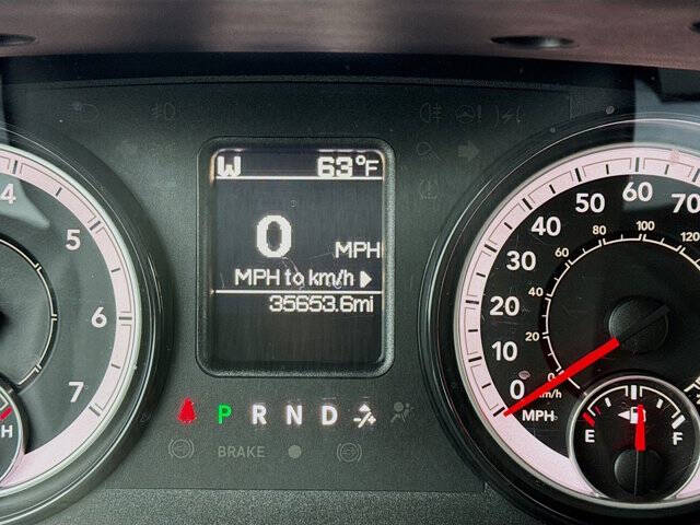 2024 RAM 1500 Classic SLT