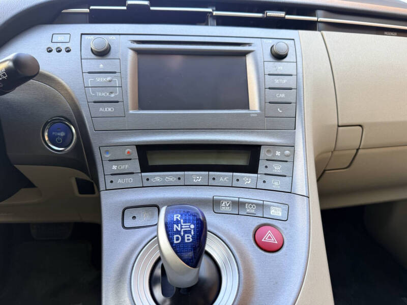 2012 Toyota Prius Two