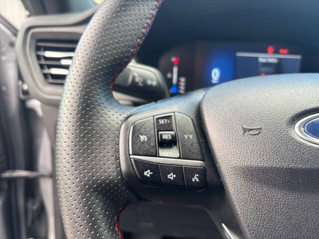 2024 Ford Escape ST-Line