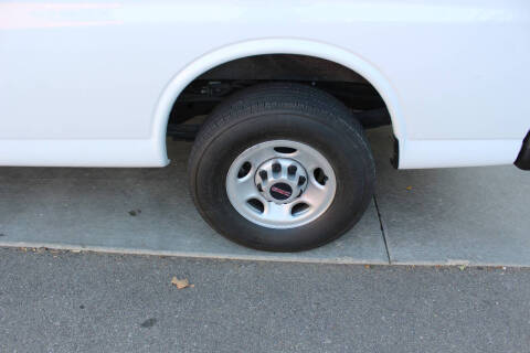 2023 GMC Savana 2500