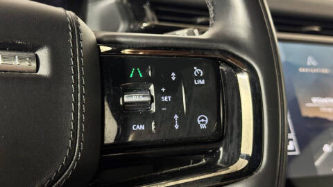 2025 Land Rover Range Rover Velar P250 Dynamic SE