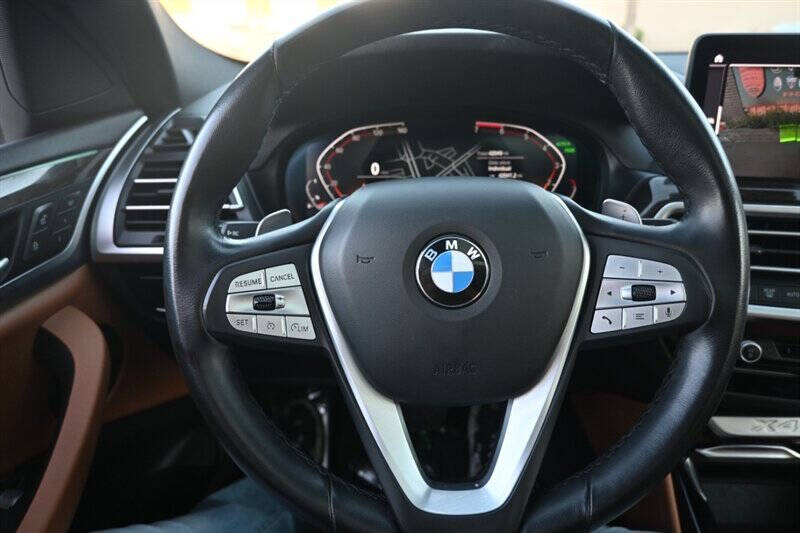 2023 BMW X4 xDrive30i