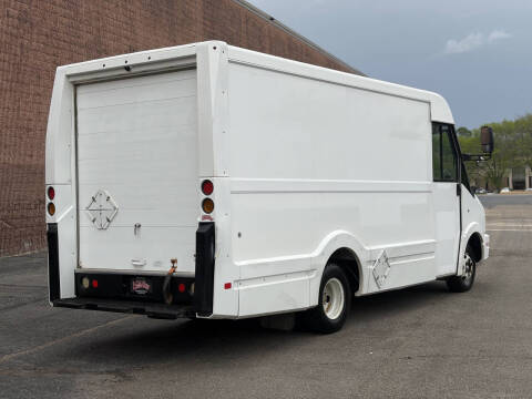 2013 Isuzu NPR