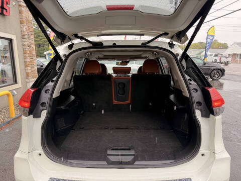 2017 Nissan Rogue SL