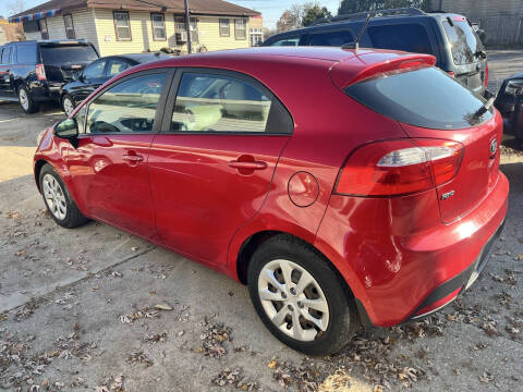 2015 Kia Rio 5-Door LX