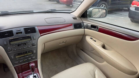 2004 Lexus ES 330