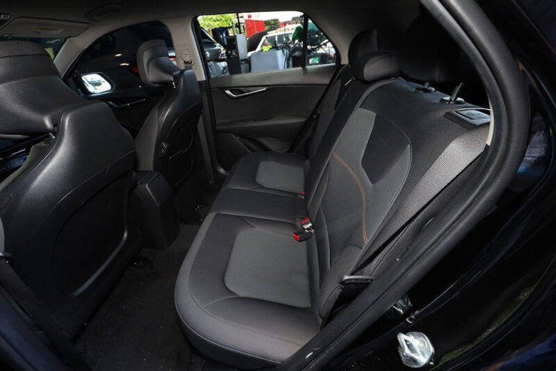 2024 Kia Niro LX